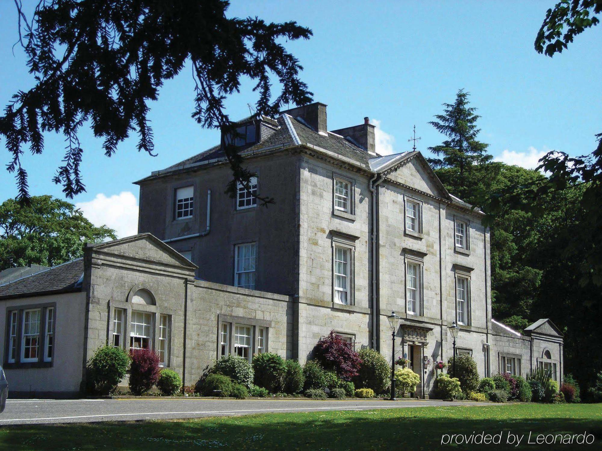Strathaven Hotel Exterior photo